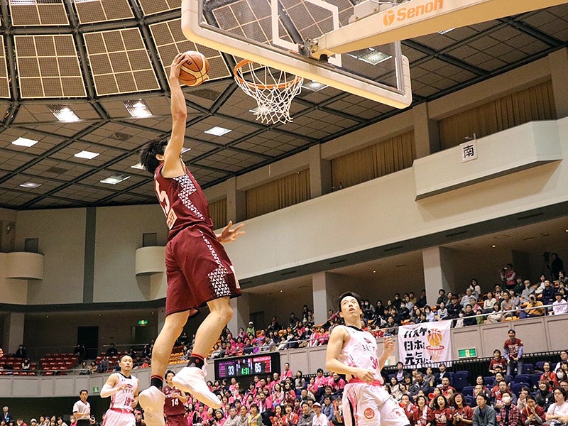川崎ブレイブサンダース　84-67　秋田ノーザンハピネッツ