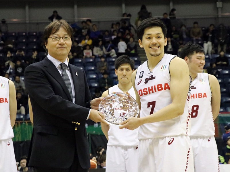 B.LEAGUE B1・中地区優勝報告、優勝プレート展示